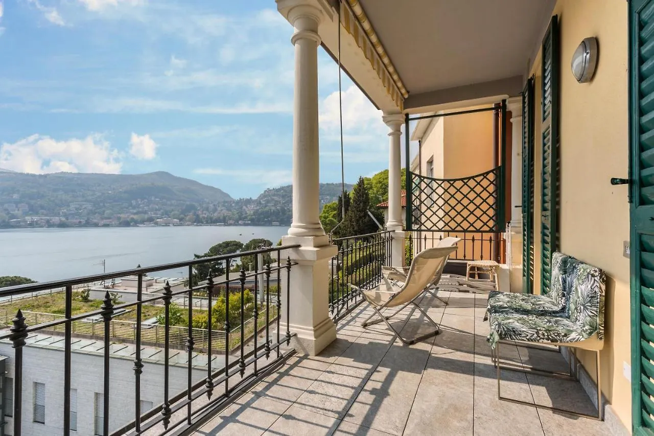 Apartment Central Vista Lago Como